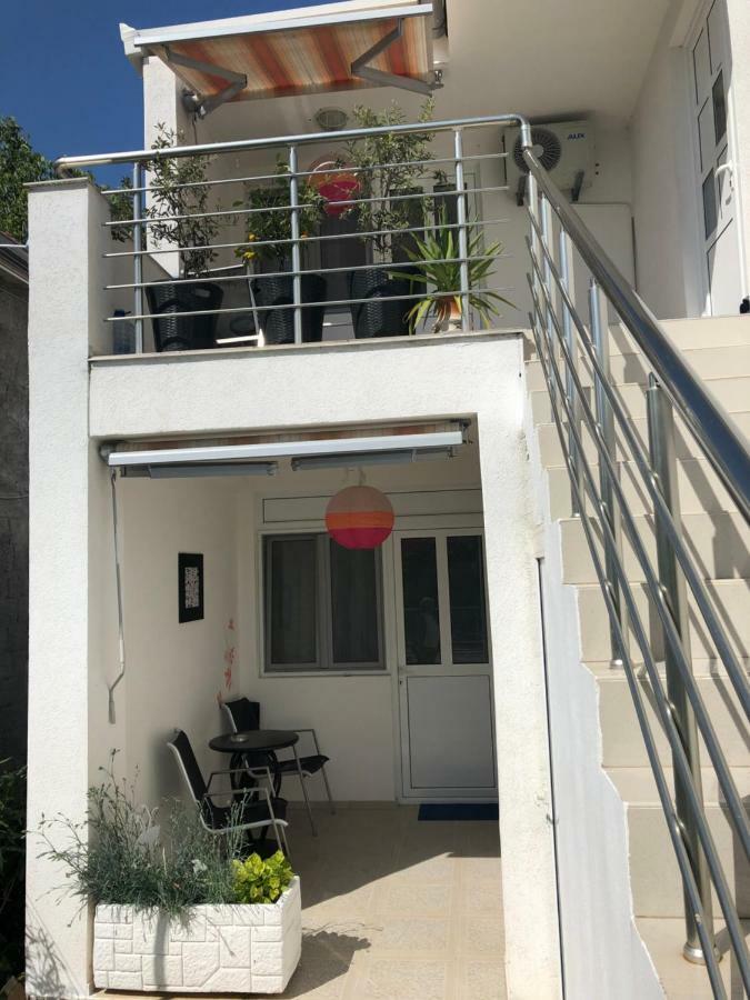 Apartments Mia Patria Ulcinj Bagian luar foto
